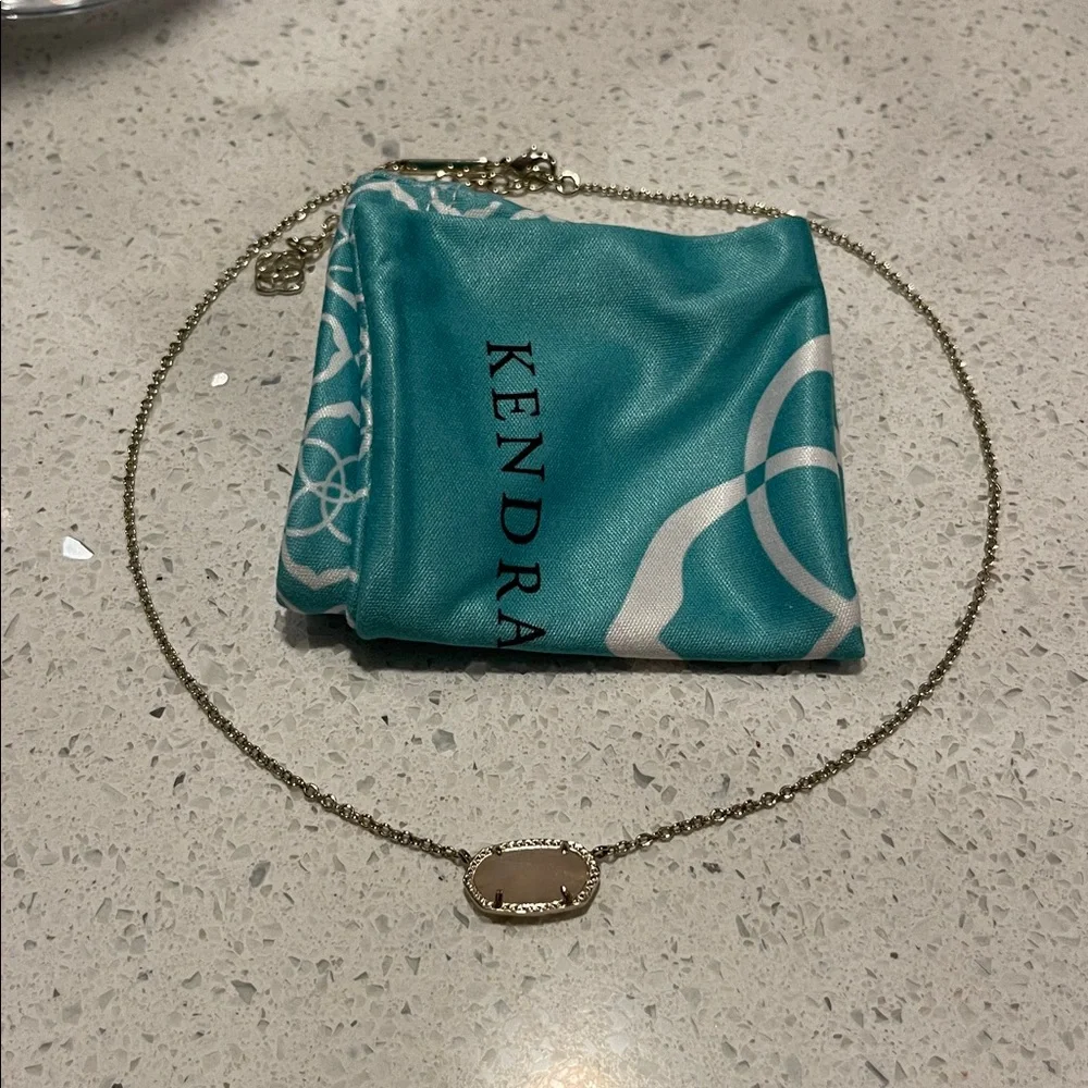 Kendra Scott Elisa Necklace Rose Quartz NWT - Picture 4 of 8